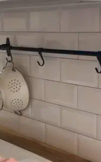 میله دیواری اشپزخانه