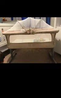 تخت کنار مادر فیکشن