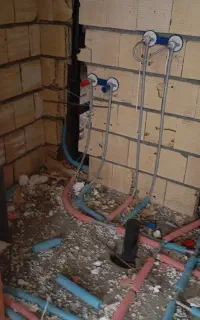 لوله کش آب فاضلاب شیرآلات پمپ آبگرم کن و...