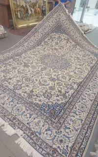 فرش دستباف(بساک)دوتخته نایین ۹متری تخته ای۸۵ تومن