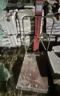 گاری چهار چرخ وباسکول سنگی