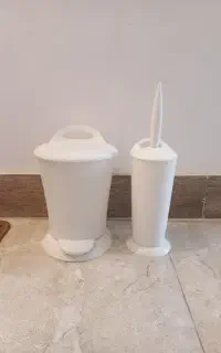 اکسسوری سرویس بهداشتی سطل زباله و فرچه