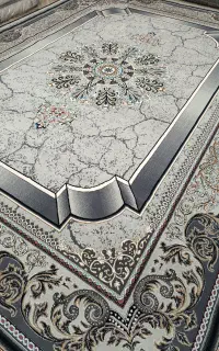تعدادی قالی12متری هفتصدشونه داخل کاور