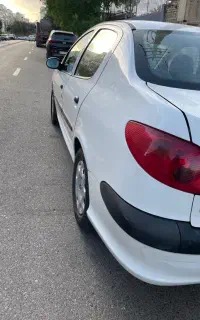 پژو 206 صندوقدار