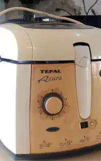 سرخ‌کن تفال اصل (Tefal Azura) سالم و کم‌مصرف
