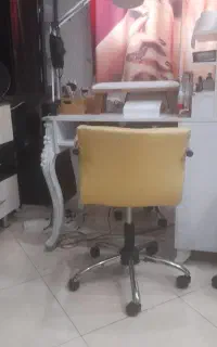 اجاره میز ناخن و تخت مزه واپیلاسیون