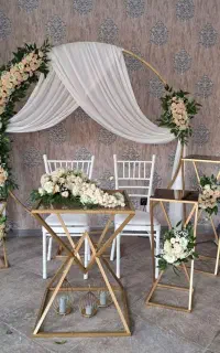 عروسک گردانی تم تولد دکور عقد بله برون