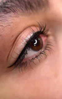 نیازمند مدل خط چشم
