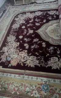 فرش ۱۲ متری   میز نهار خوری ۴ نفره.   کمد لباس