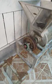 فروش دستگاه ابگیری گوجه وانگور