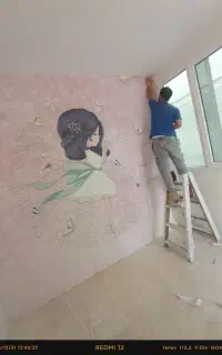نصب‌ پوستر وکاغذدیواری.برچسب روی کابینت.نقاشی