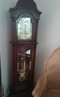 ساعت ایستاده