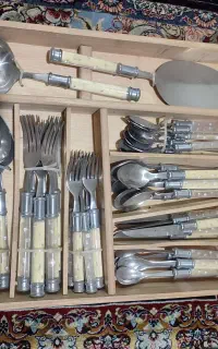 سرویس قاشق و چنگال نو