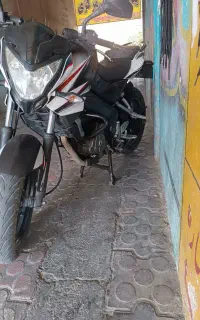 ns 200