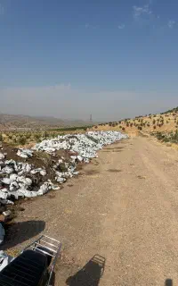نیاز به چند کارگر برای تخلیه پلاستیک های بستر کشت
