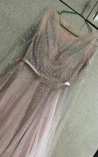 لباس مجلسی تور و ساتن بالاتنه کارشده