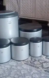 سرویس اشپزخانه شفق درب فلزی و بدنه فلزی در حد نو