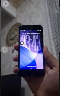 ایفون se2020