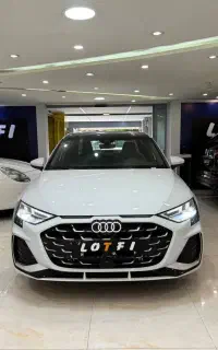 آئودی A3L مدل 2025 (اتوگالری بزرگ لطفی)