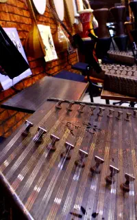 سنتور   سوخته کاری دلنشین  با لوازم کامل و اموزش