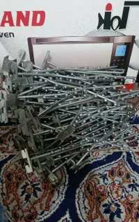 ۸۰ تا آویز لباس