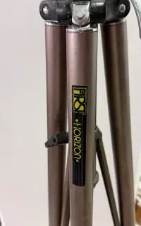 پایه دوربین عکاسی