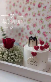 باکس کیک و گل (مینی کیک دو نفره)