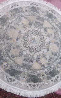 فرش پادری گرد۷۰۰شانه