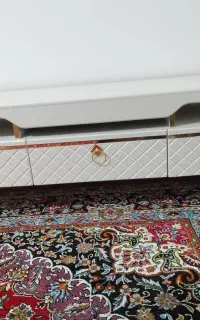 فروش میز تلویزیون سالم و بدون ضربه