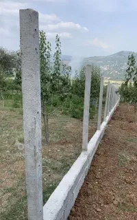نصب پایه بتنی و فنس کشی استان گیلان
