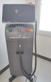 دستگاه لیزر موهای زاید