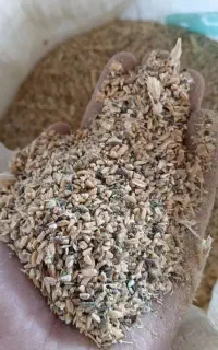گندم خورد شده برای گوسفند‌ و مرغ و ....