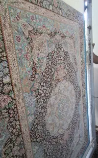 دار قالی بهمراه تخته بند چوبی و سیخ و دفه و چاقو
