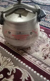 زودپز نو استفاده نشده