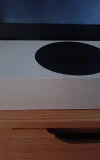 xbox seri s در حد نو و LED مارک شارپ ژاپن 65اینچ