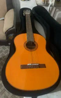 گیتار یاماها c70 اندونزی همراه با کیس ضد ضربه