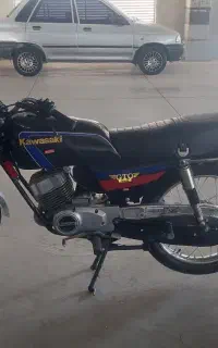 کاوازاکی ۱۲۵