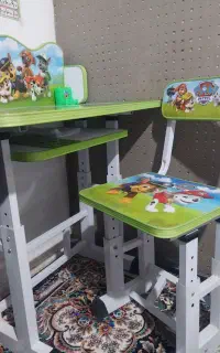 میز و صندلی تحریر