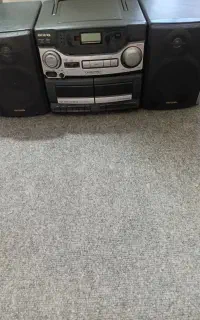 ضبط  همراه با باند مارک آیوا