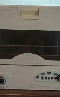 ماشین ظرفشویی موریس رومیزی نیاز به تعمیر