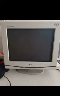 مانیتور 17 اینچ ال جی