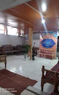 تخت چوبی