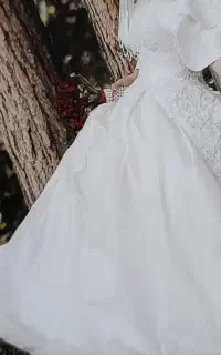 لباس عروسی و نامزدی38  دوتاست