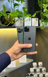 آیفون 11PRO با لوازم و گارانتی