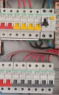 برقکار ونصاب دوربین و تاسیسات
