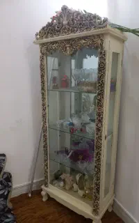 بوفه شیشه ای