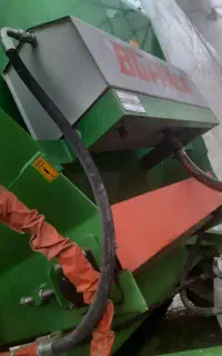 دستگاه کود پاش