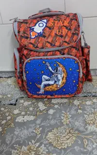 کوله ی مدرسه