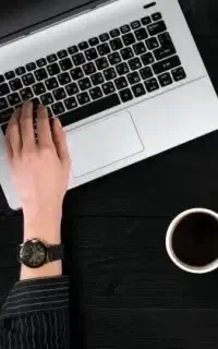 گرافیک دیزاینر، لوگو و هویت بصری