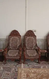 مبل. تخت سنتی